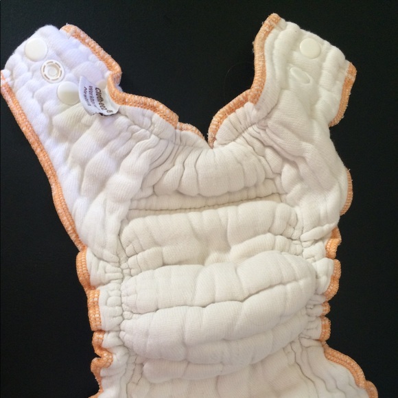 Cloth-Eez Workhorse Fitteds Size NB - Picture 3 of 3